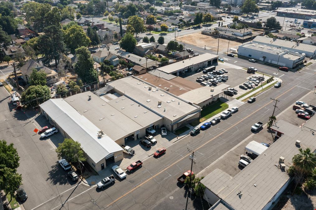 Value Add Investment: ±43,921 SF Industrial Complex @ Corner