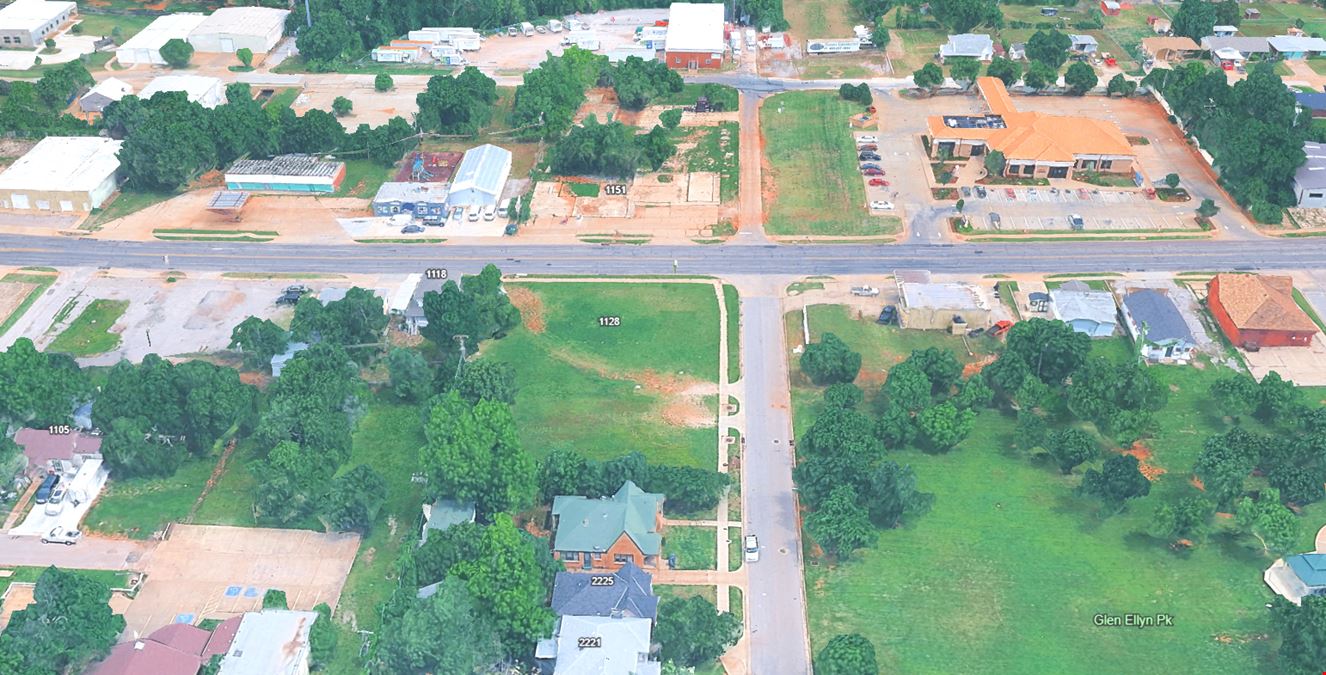 Lot at 2307 Glen Ellyn St