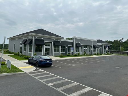 Preview of Retail space for Rent at 400 Maple Rd