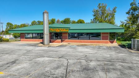 Preview of Retail space for Rent at 798 W. Main St.