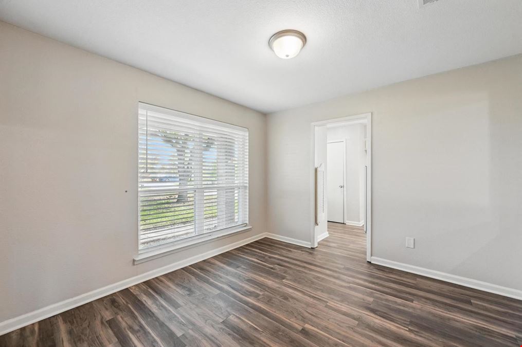 4,079 Flex Space for Lease