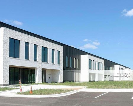 Preview of Office space for Rent at 3201 NW Paragon Pkwy