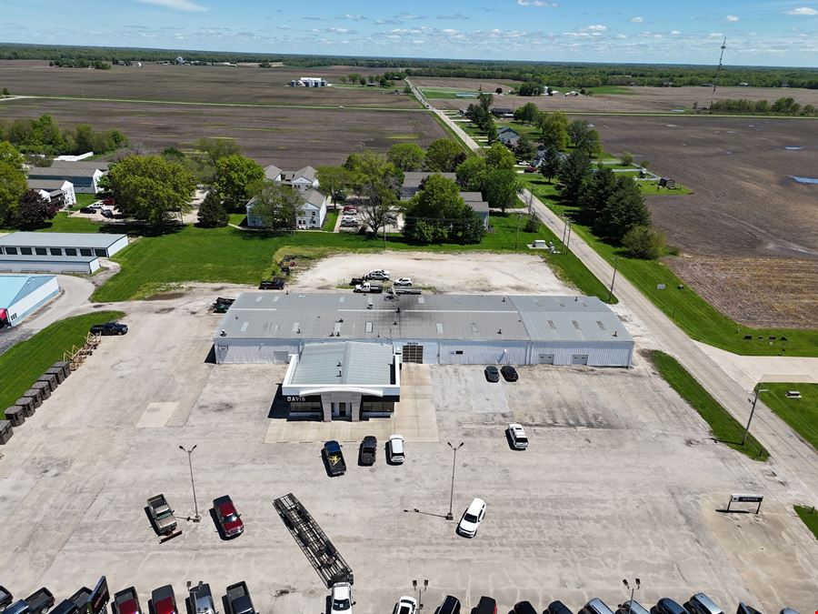 Freestanding Retail Building - 2051 N Main