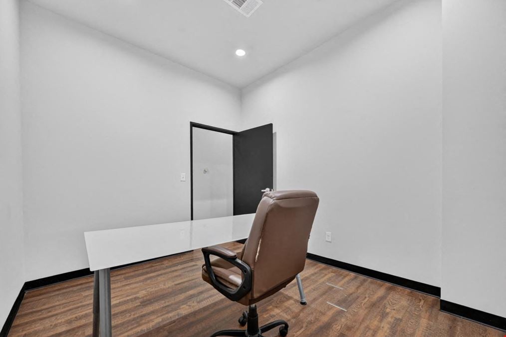 McKinney Office Condo for Sale ±1,450 SF