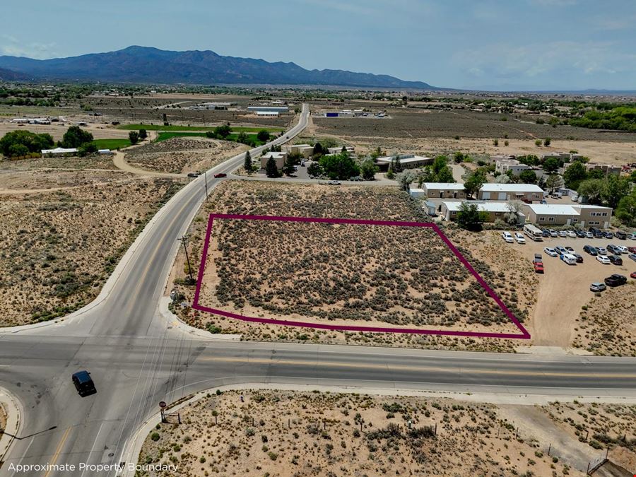 Corner of Paseo Del Canon and Salazar Rd