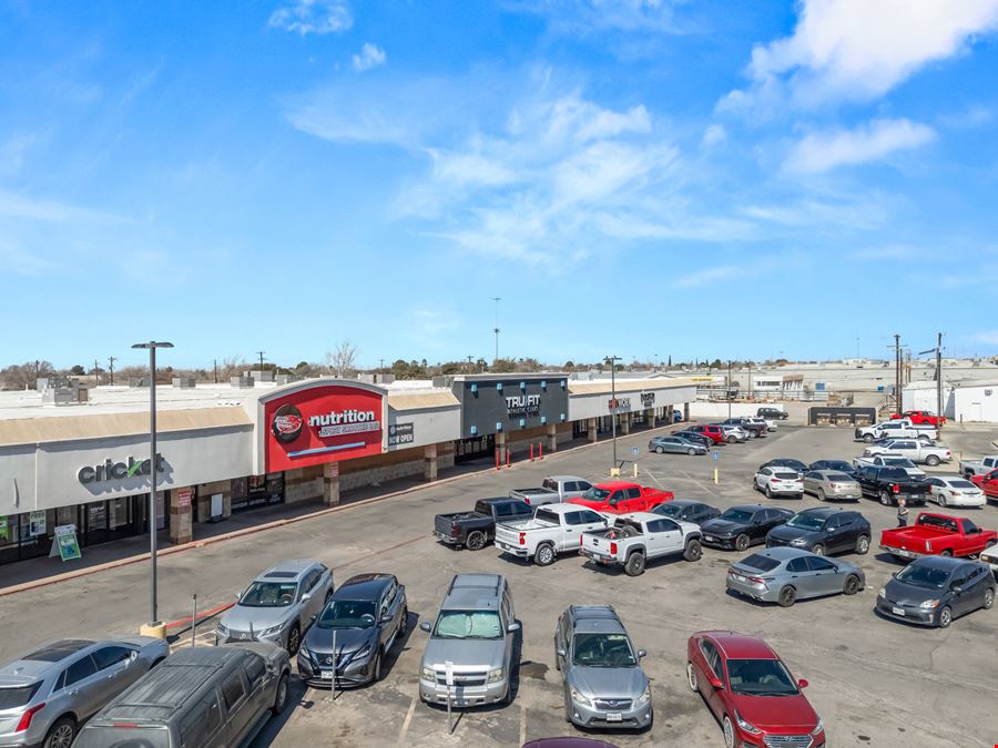 Heroes Plaza Shopping Center
