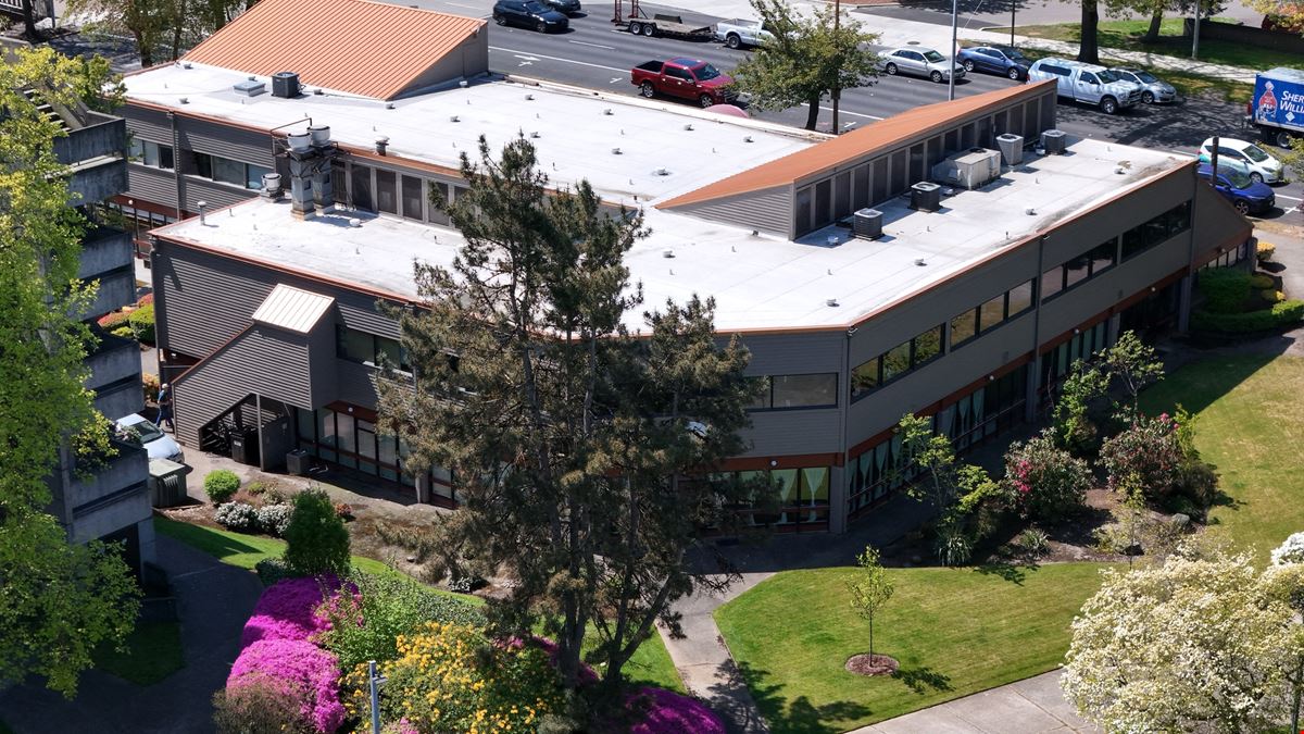 Pringle Park Plaza