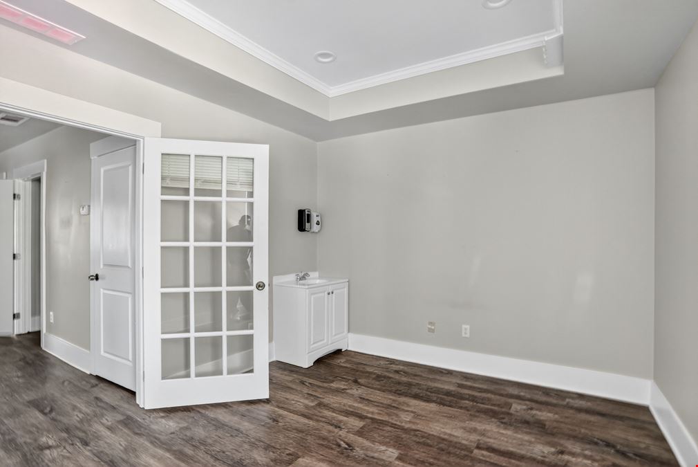 1499 S. Main Street, Suite 200