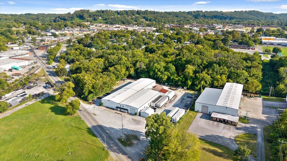 Conditioned Industrial Facility with 8 Cranes