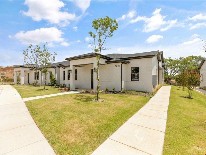 1220 N Kimball Ave, Unit 120
