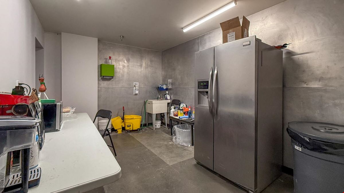 Centrally located industrial end-cap for sublease in the West Kelowna Business Park.