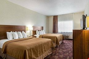 Econolodge by Choice Hotels (Combined with Super 8 by Wyndham in Luverne, MN)