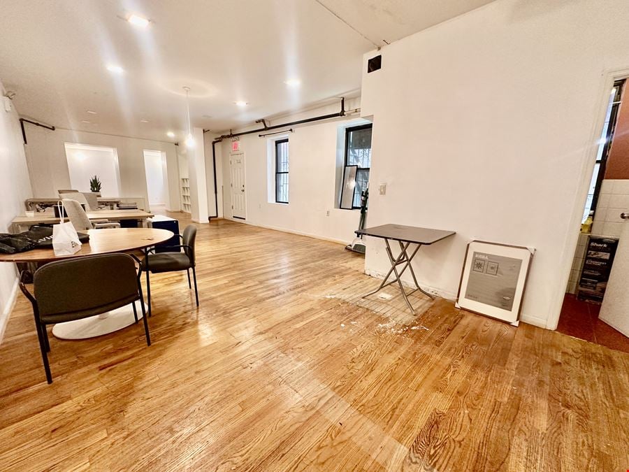 90 Elizabeth St