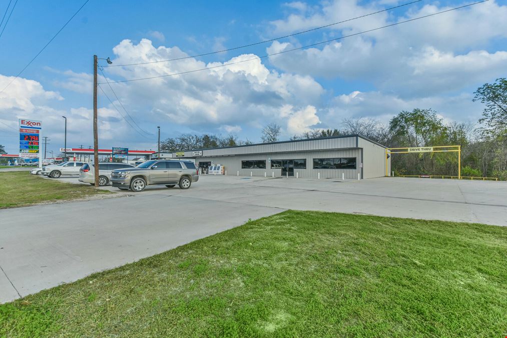 Prime Hwy 19 Retail Center + Liquor Store Business Included | Riverside, TX
