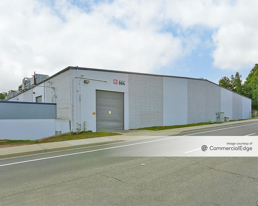 660 & 664 North Twin Oaks Valley Road