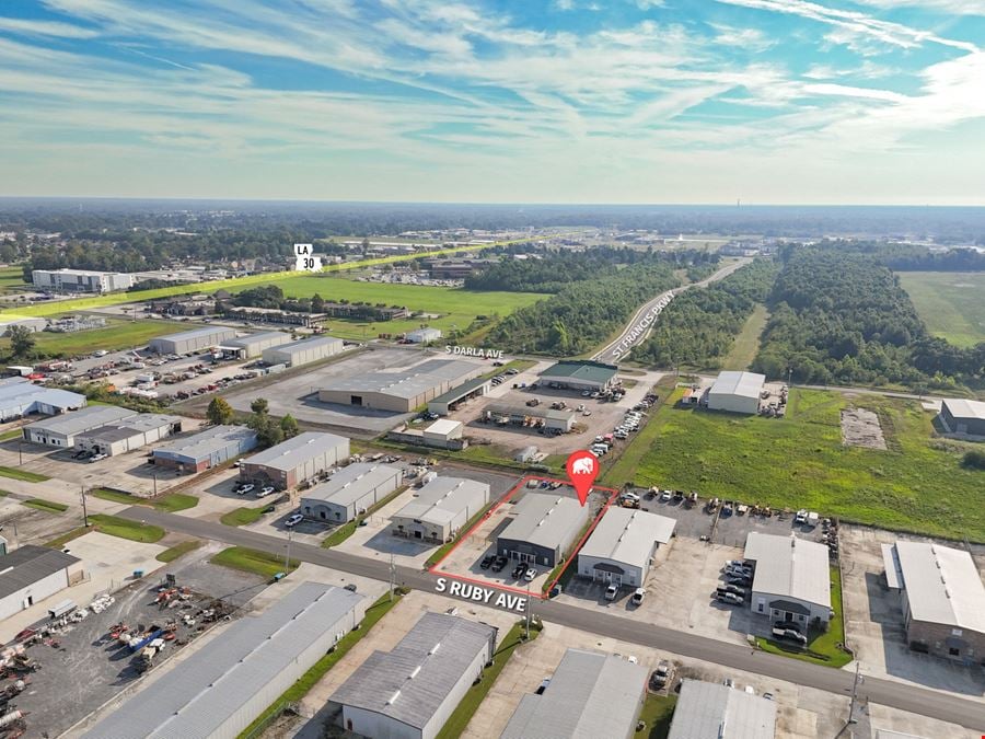 Premier ±5,000 SF Industrial Flex in Ascension Corridor