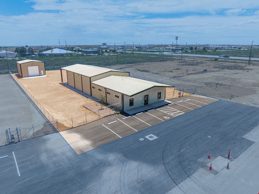 Office/Warehouse & Shop on FM 1788