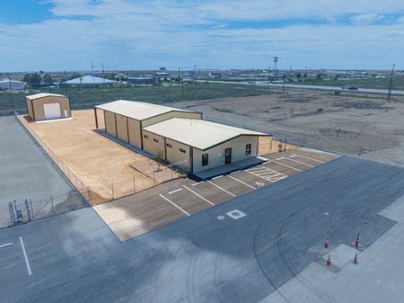 Preview of Industrial space for Rent at 1714 N FM 1788