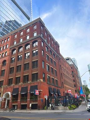 144-146 Front Street West