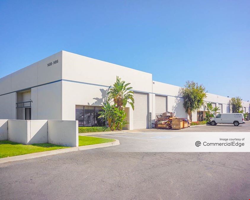 Francis Industrial Park - 1486-1496 East Francis Street