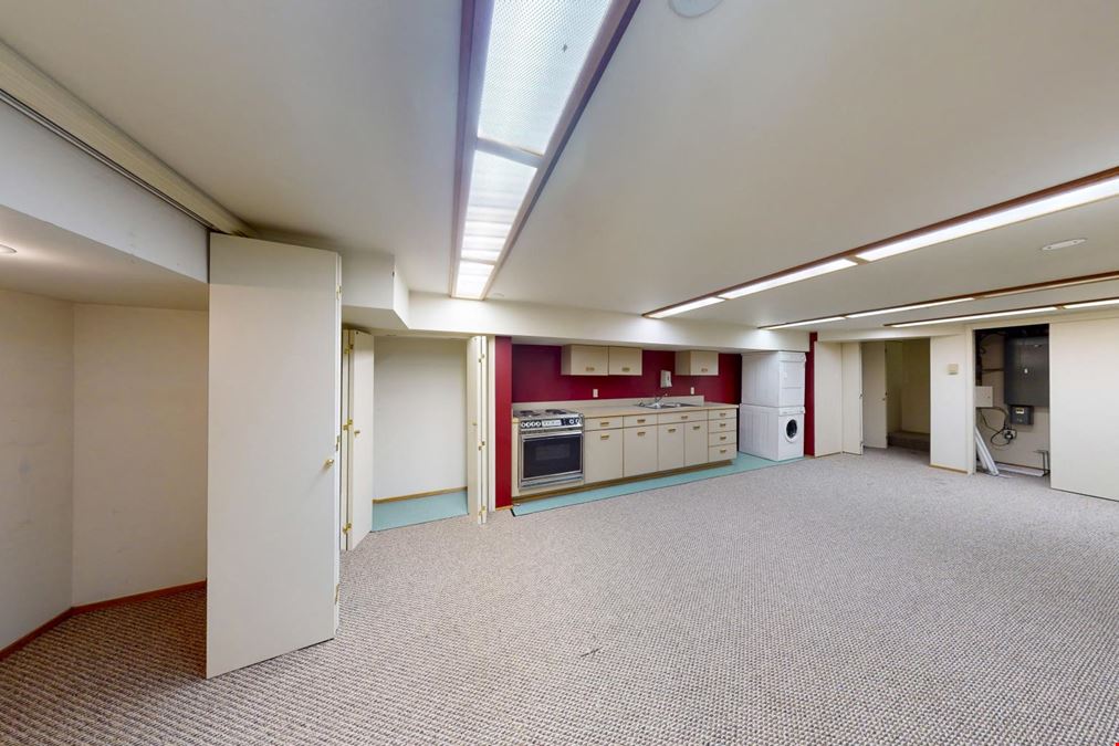 520 Lilly Rd NE #2