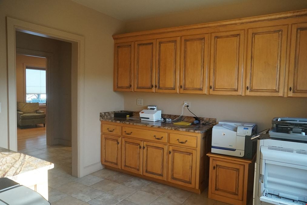 83 Orchard Hill Park Drive