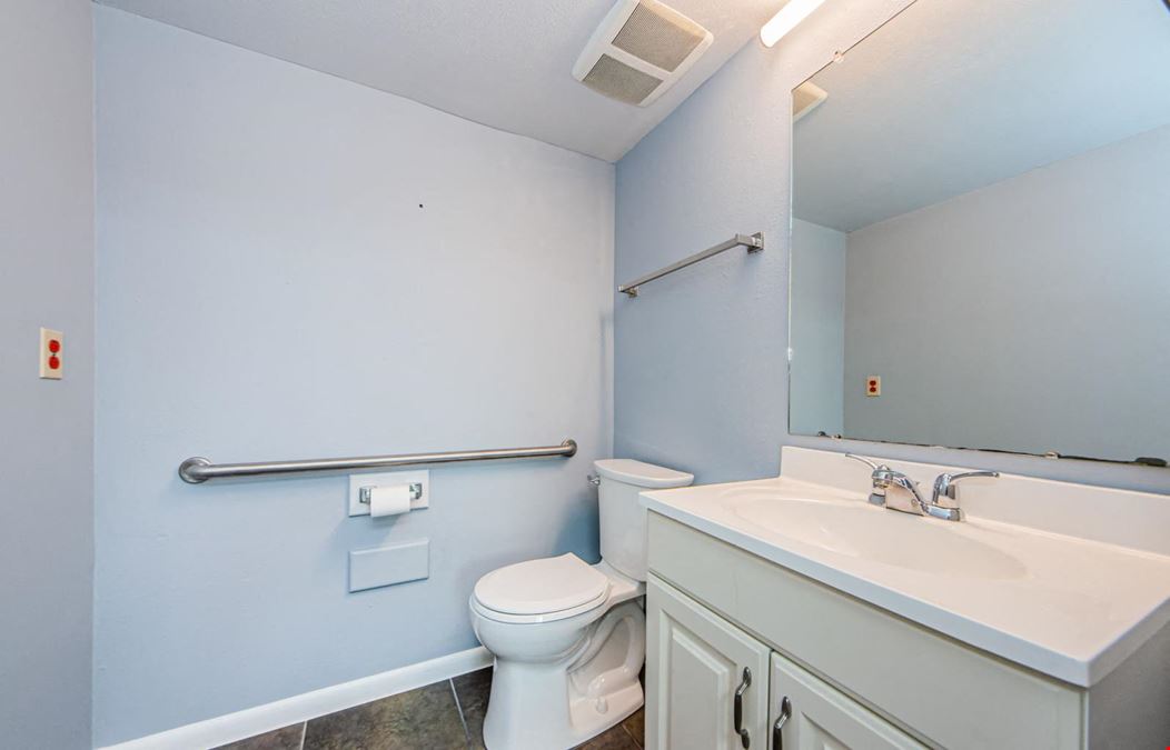 Stand-alone Medical or Professional Office Space in Safety Harbor, FL