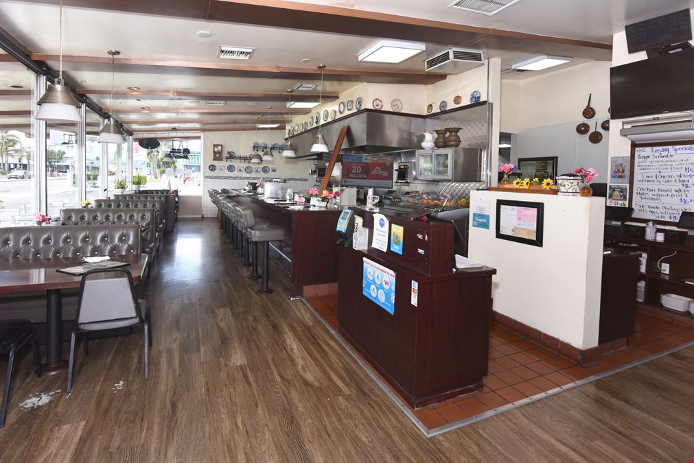 5 POINTS - FOR SALE / GROUND LEASE