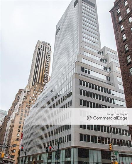 Preview of Office space for Rent at 261 Madison Avenue