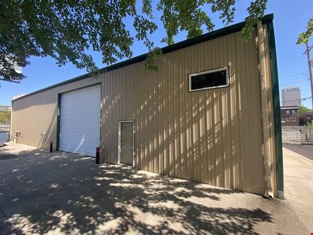 Preview of commercial space at 1916 Leavenworth St