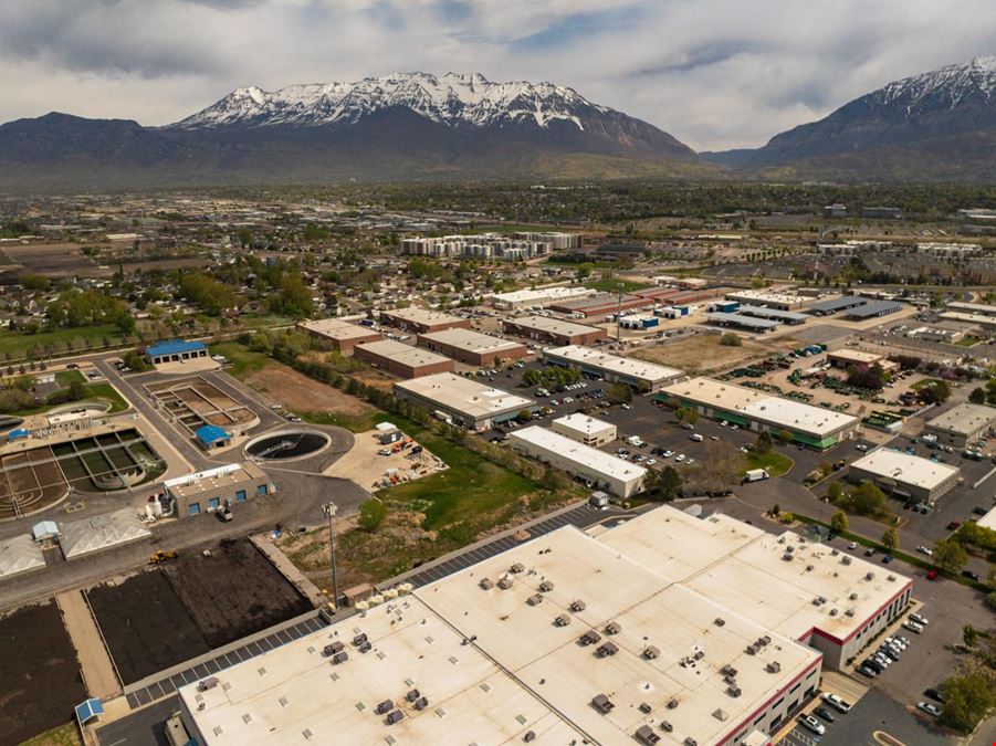 Rare 7,613 SF Owner-User Office/Warehouse