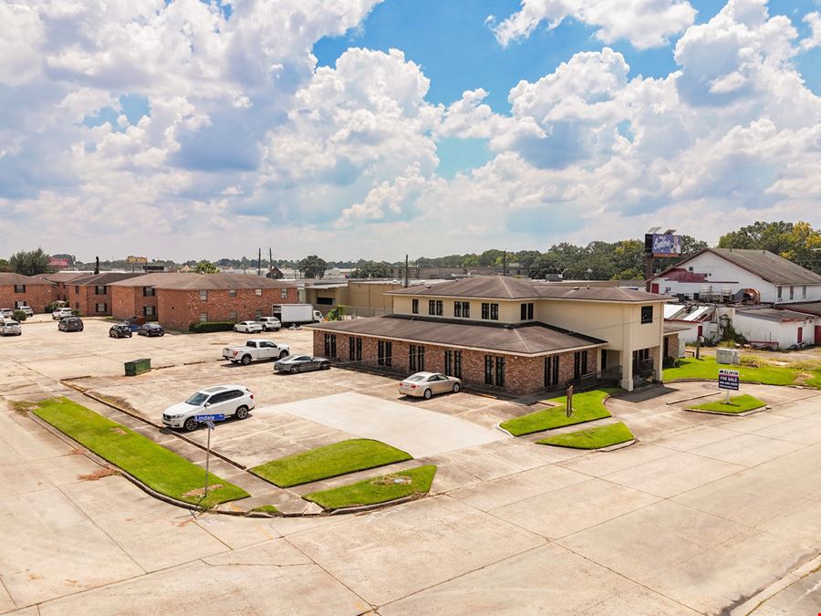 Two-Story Office Building Just Off Airline Hwy