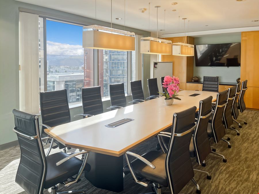 Regus - Glendale - Brand Blvd