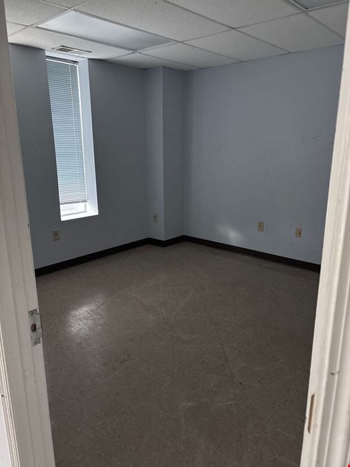4268 Belair Frontage