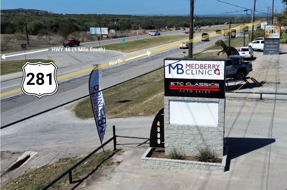 111 Plaza | Medical & Professional Office | HWY 281 Frontage | Bulverde, TX