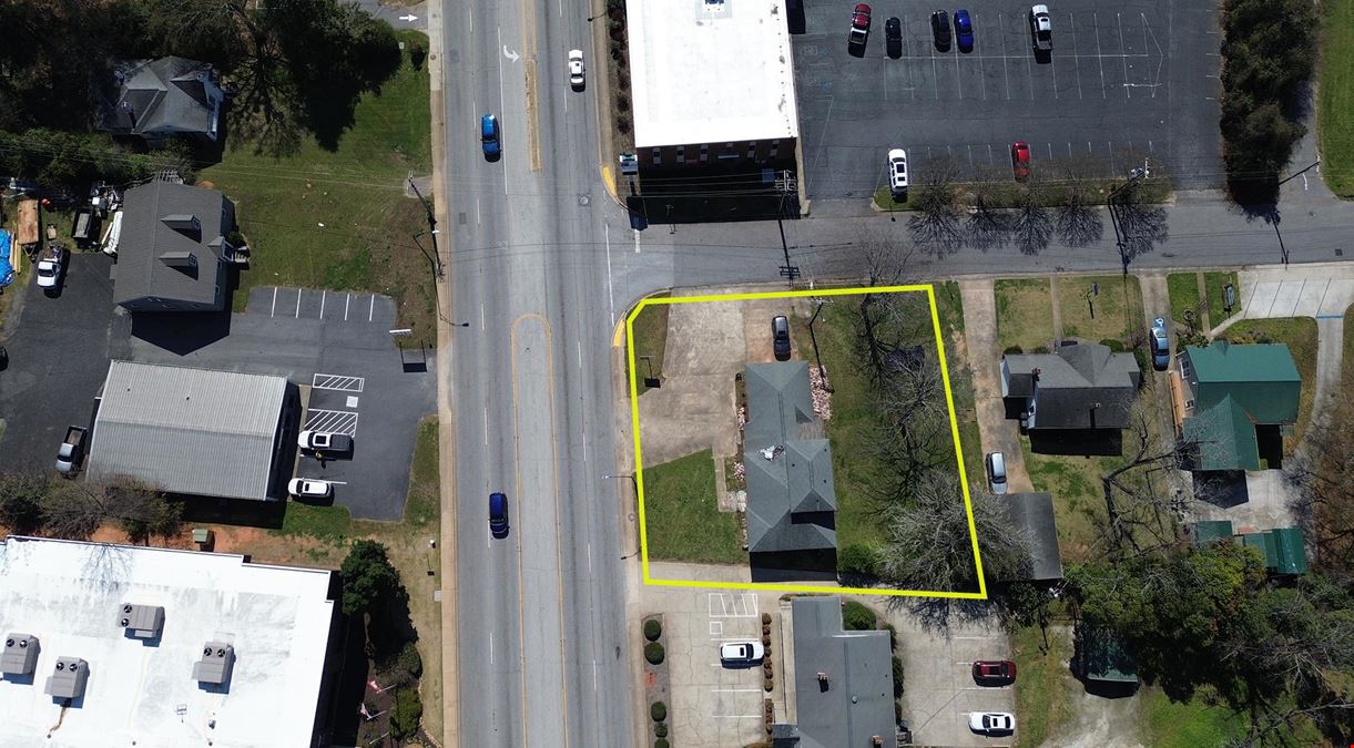 2403 N Main St.