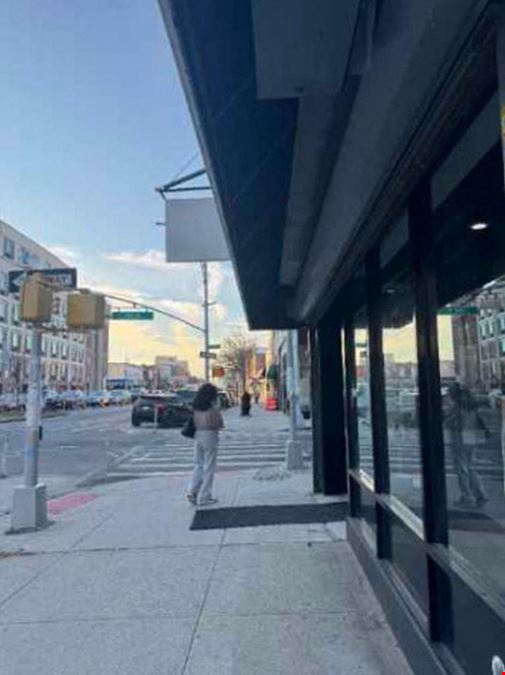 Reputable Corner Pharmacy Drug Store Lease Takeover Great Traffic Visibility Signage