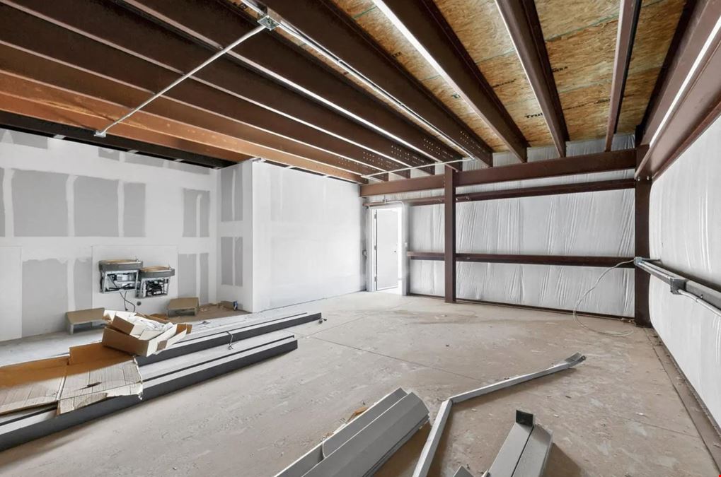 New Build Warehouse Suites Next to Airport & i-25