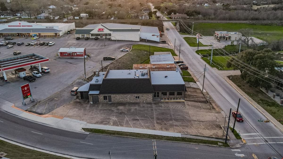 401 N Austin Pkwy