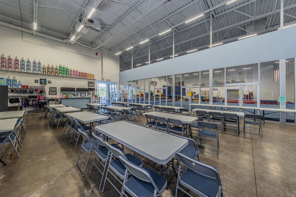 MULTI-USE SPACE AVAILABLE FOR LEASE