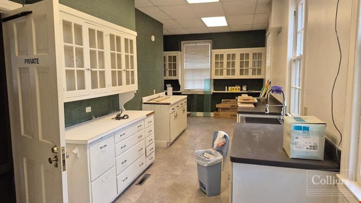 Unique Multi-Office Space For Lease