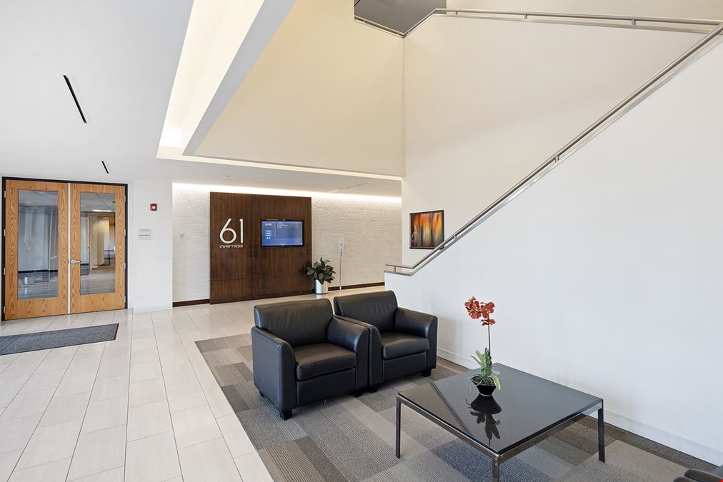 61 Inverness Dr