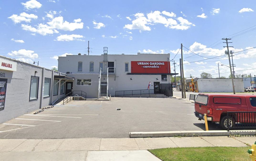 617 Portage St & E Crosstown Pkwy