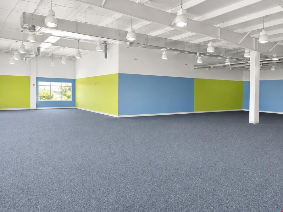 4500sf Office / Retail For Lease