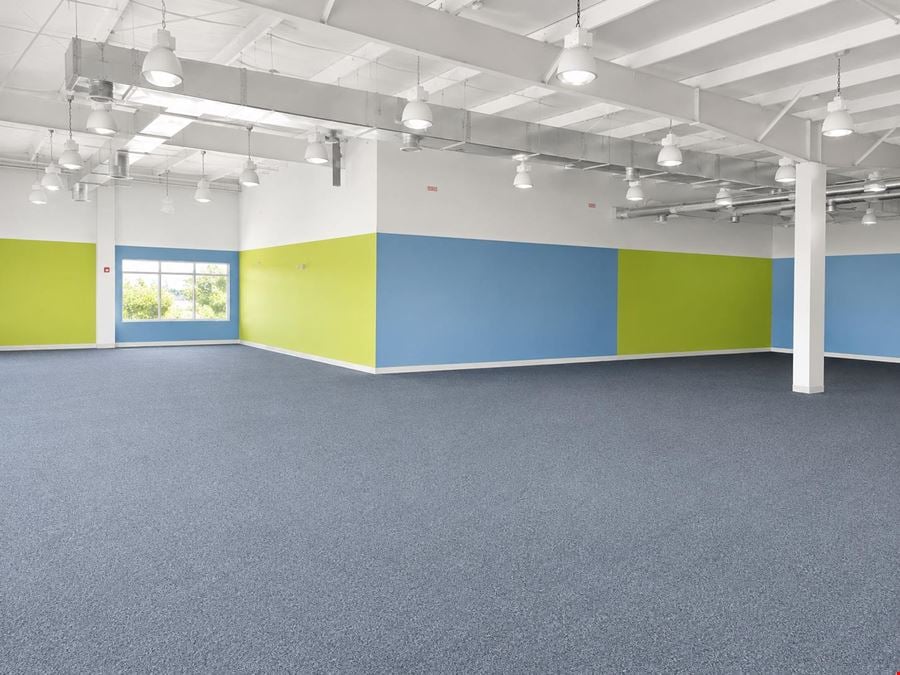 4500sf Office / Retail For Lease