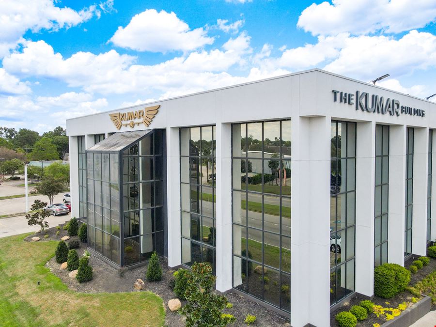 Office Suites for Lease in Class A Kumar Building