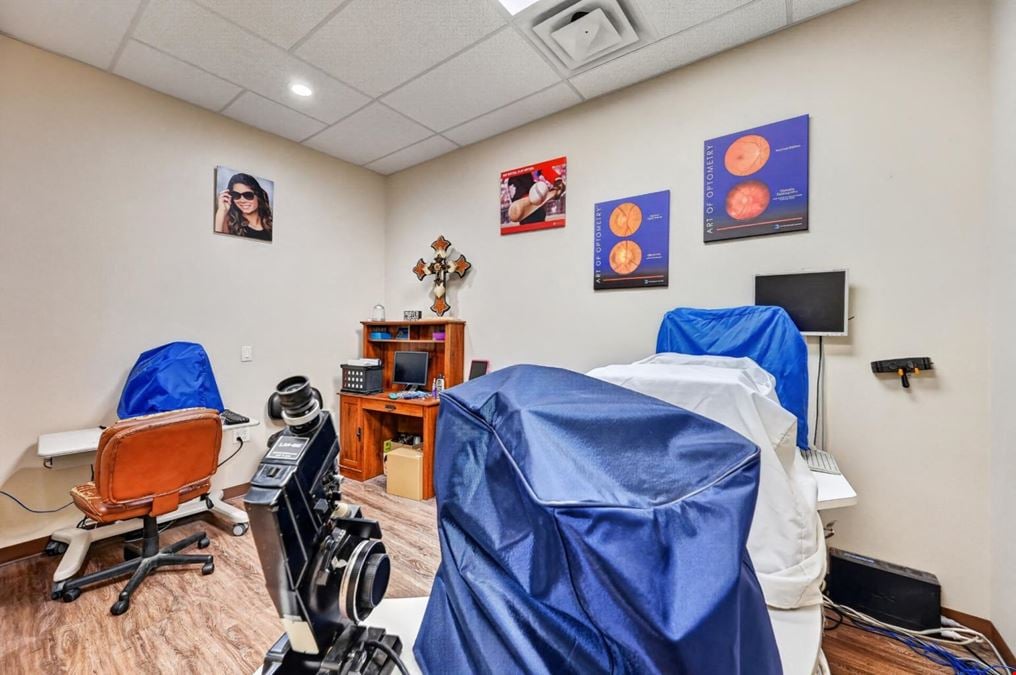 Medical/Office/Retail Space for Sale at 5412 Boat Club | 6333 N Hill in Fort Worth, TX