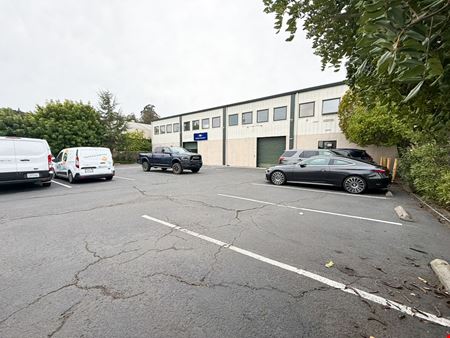 Preview of commercial space at 637 Lindaro St