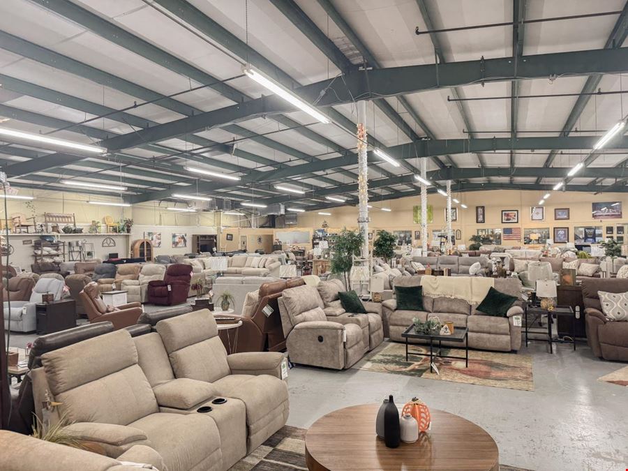 30k SF Retail For Sale 
