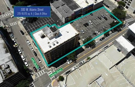 Preview of commercial space at 300 W Adams St